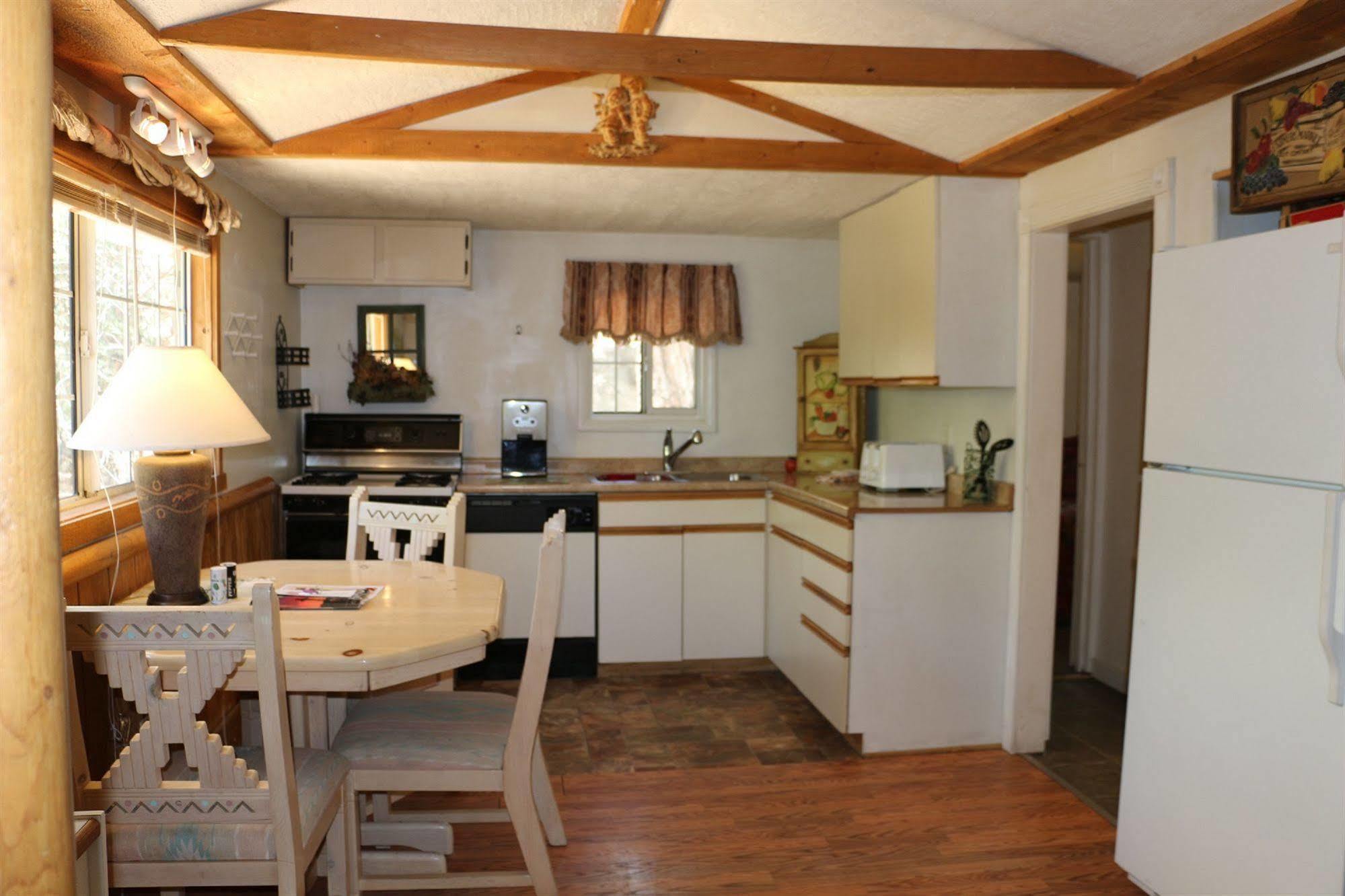 פרסקוט Apple Creek Cottages מראה חיצוני תמונה